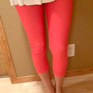 Yelete coral capris